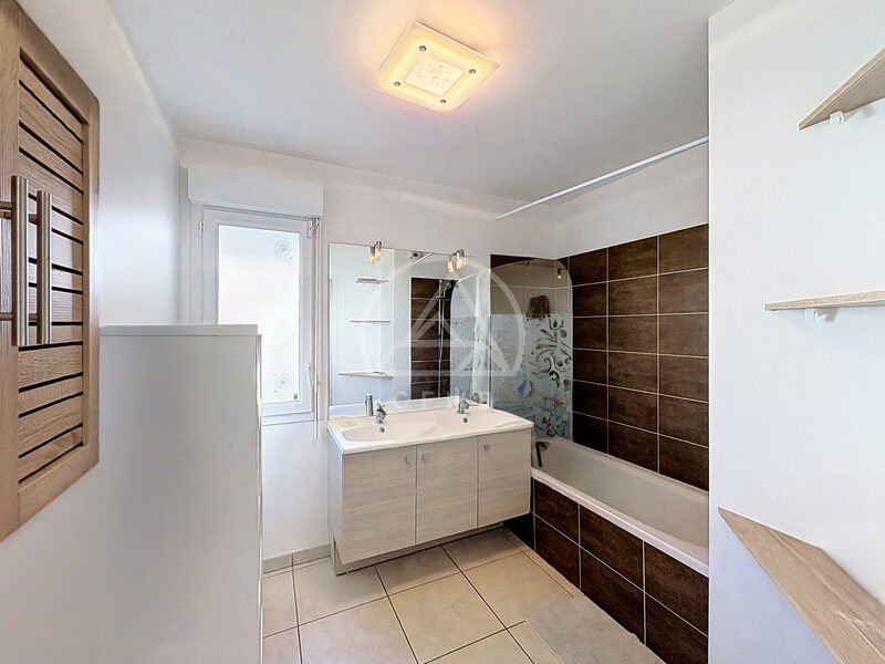 Appartement à Cranves-Sales, photo 10